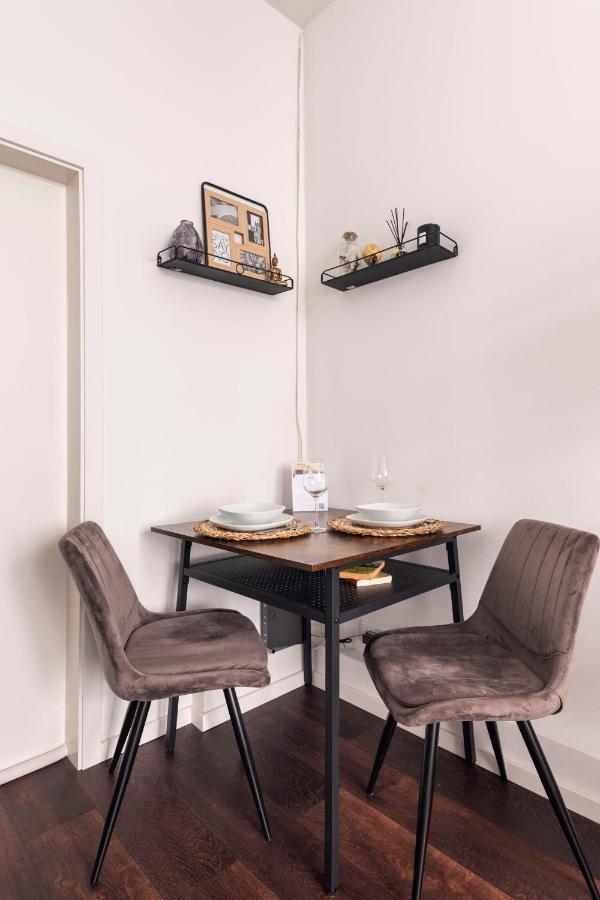 Central Apartment In Heart Of Berlin Exterior foto